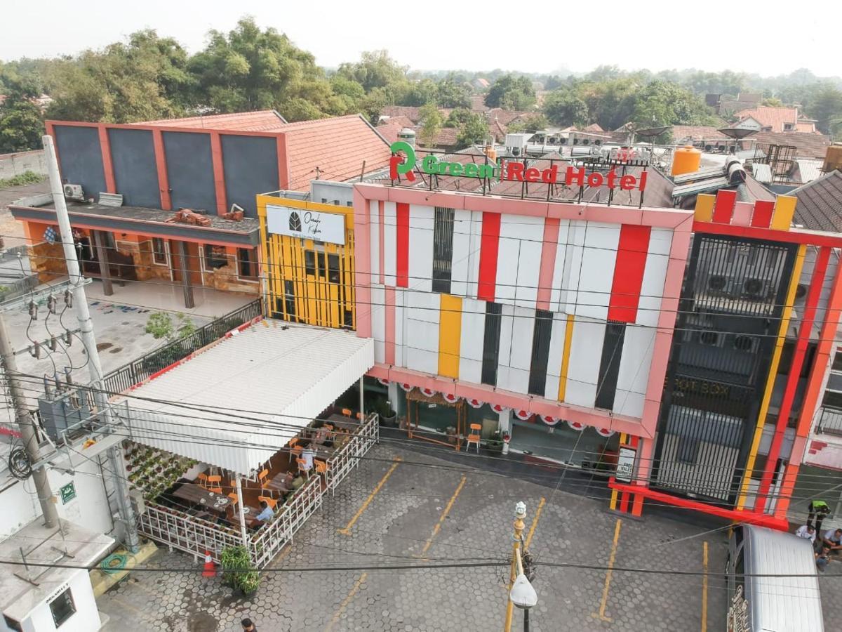 Green Red Hotel Syariah Jombang Ngoại thất bức ảnh