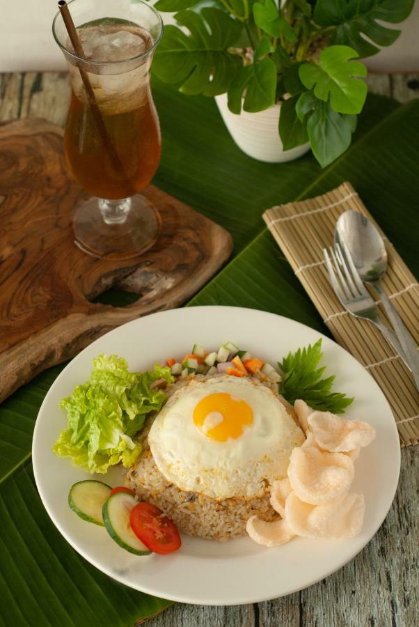 Green Red Hotel Syariah Jombang Ngoại thất bức ảnh